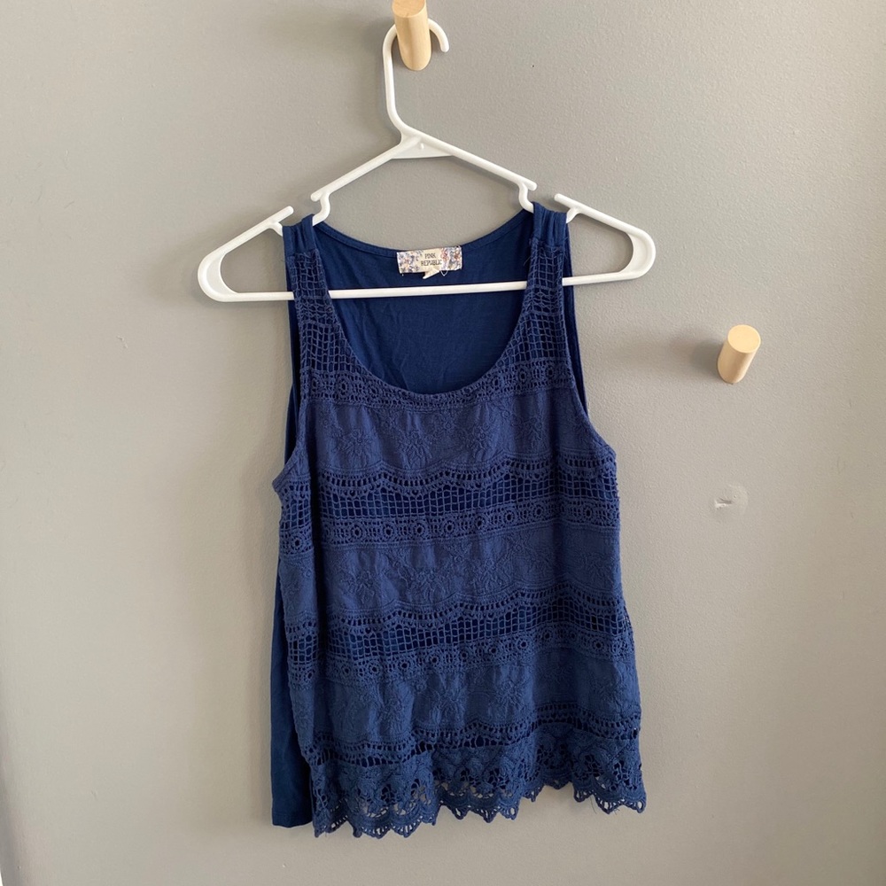 Women’s navy tank top